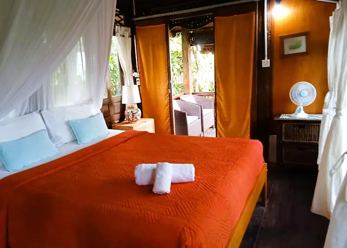 Hotel Pisces 2*
