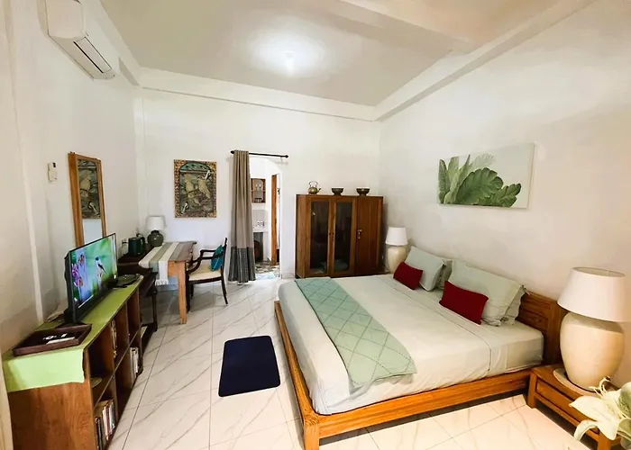 Pisces Balian Hotel 2*