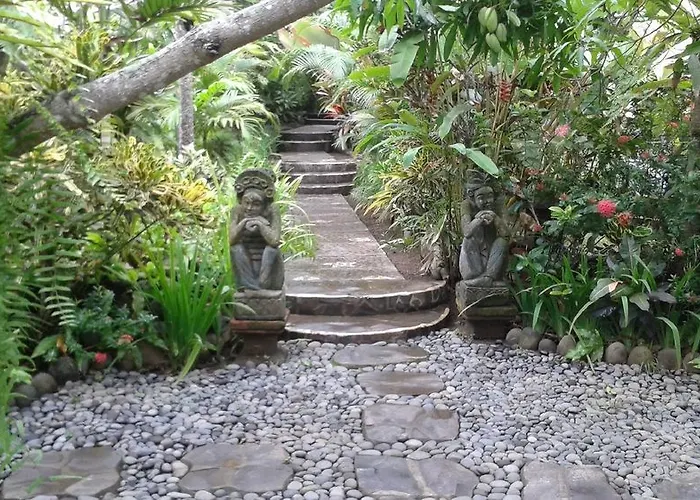 Hotel Pisces Balian